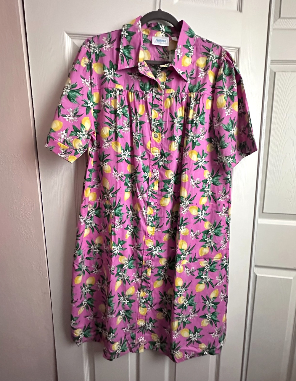 NWT National Patio House Dress Pink with Lemon Print Muumuu Pearl Snaps LARGE